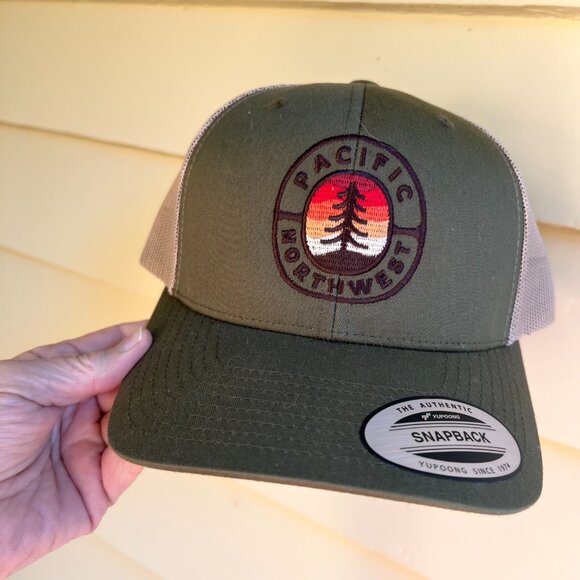 RETRO TRUCKER HAT Sunset Tree PNW Curved Bill - Picture 1 of 6